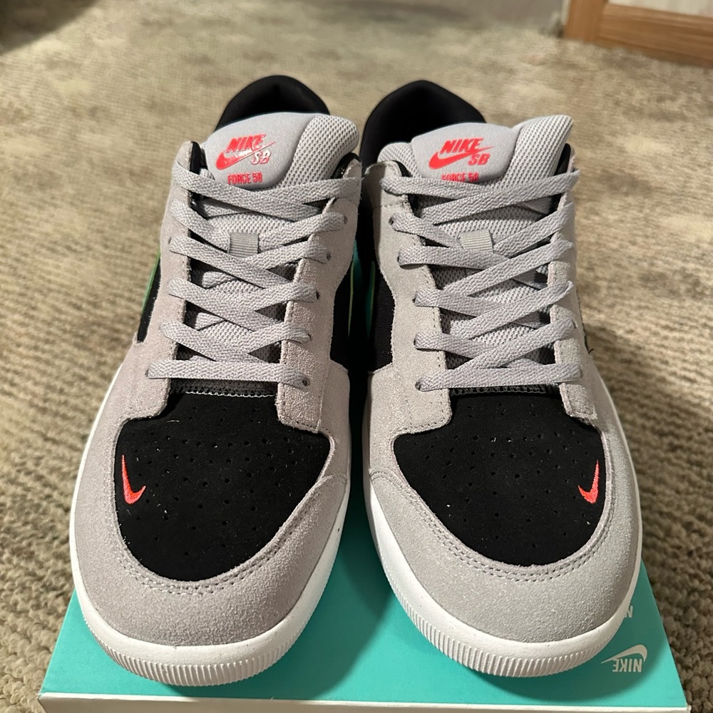 Nike SB. Size 13 - Picture 2 of 5